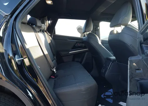 2025 Toyota Bz4X Xle from USA, damaged, VIN JTMAAAAA2SA068232